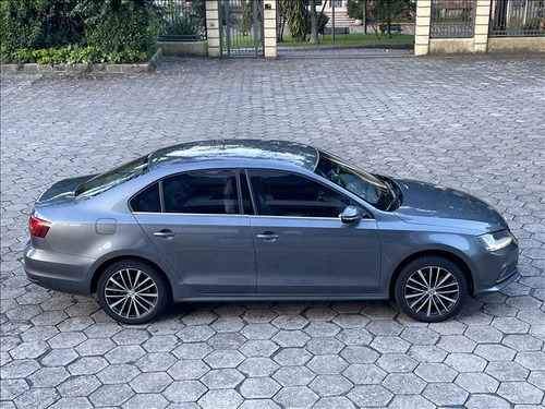 Volkswagen Jetta Jetta Tsi Highline 211 cv Blindado Nivel Lll-a Único Dono