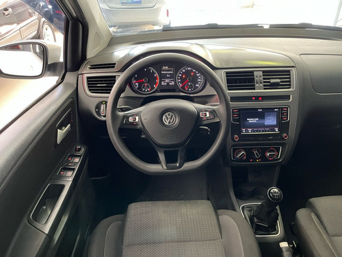 Volkswagen Fox 1.6 MSI TOTAL FLEX CONNECT 4P MANUAL