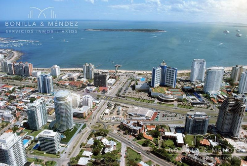 Artower, A Estrenar! Piso Alto, 3 Dormitorios En Suite, Toilette, Precio Gastos De Ocupación