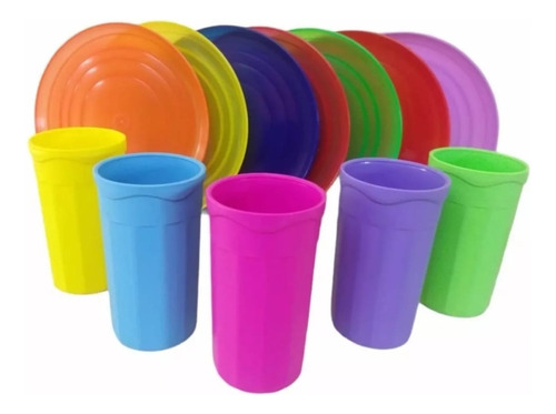 Set Vajilla De 25 Platos Y 25 Vasos De Plastico Op