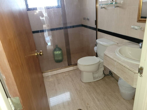 Imagen 8 de 12 de Alquilo El Rosal, Bello Apartamento Amoblado
