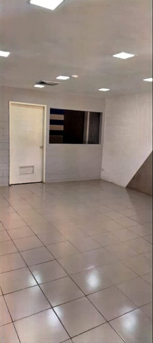 Grey Zuloaga Y Javier Philip Inzitu Realtors Venden Local Comercial En C.c. Metro Plaza San Diego Carabobo Venezuela