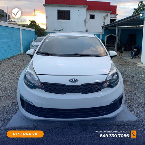 Imagen 2 de 5 de Renta Car (kia Rio 2017)