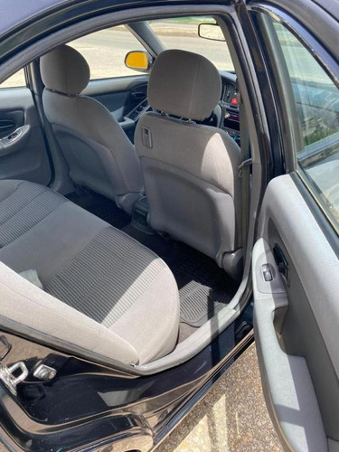 Hyundai Elantra Automático
