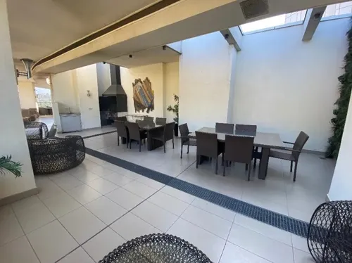 Departamento Piso 16 Con Una Tranquila Vista Norte Al Cerro!