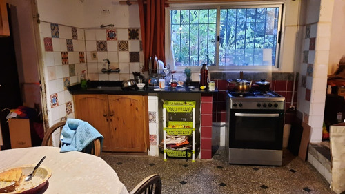 Imagen 6 de 14 de Casa Con Estilo Propio Y Buen Potencial.