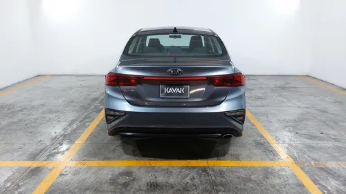 Kia Forte 2.0 LX AUTO
