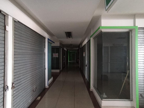 Imagen 6 de 16 de Local En Arriendo En Cali Capri. Cod 102505