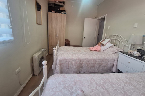 Casa En Venta De 5 Dorm. En Ñuñoa