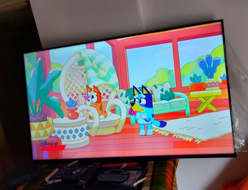 Smart Tv Panavox 39 - Wifi Inalambrico - Teclado Y Soporte (Usado)