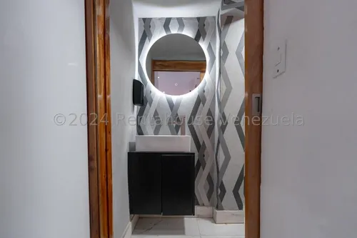 Fondo De Comercio En Venta La Urbina Mls #25-1656