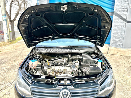 Volkswagen Voyage 1.6 Trenline 101cv