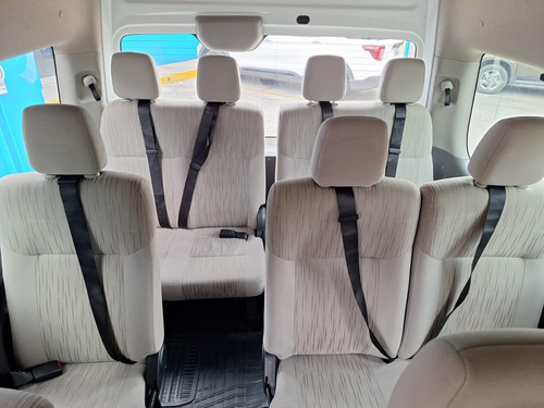 Nissan Urvan 2.5 15 Pas Amplia Aa Mt