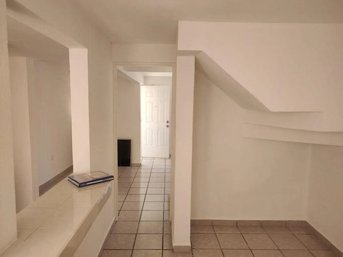 Gran Oportunidad De Adquirir Tu Nuevo Hogar En Zona De Queretaro Colonia Mision Mariana, Angele, A Precio De Remate. Fc