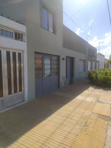 Vendo Casa En Olavarria O Permuto Por Depto En La Pata.