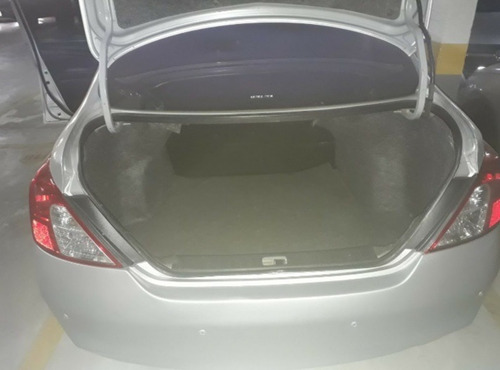 Nissan Versa 2012 1.6 16v S Flex 4p