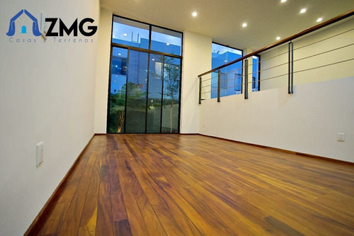 Imagen 12 de 30 de Casa De Lujo Nueva En Punto Sur 1 Frente A Parque Privado
