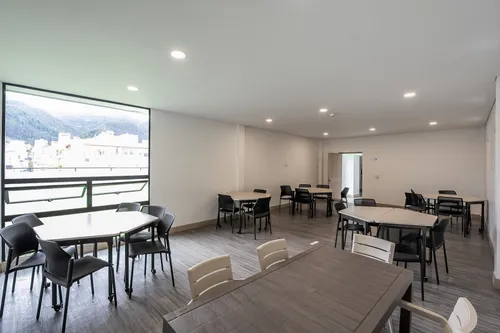 Oficina En Arriendo/venta En Chico Norte. Cod A1105032
