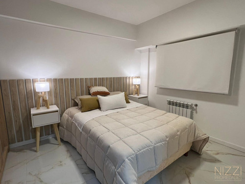 Imagen 13 de 19 de 3 Amb Calle Con Balcon Y Cochera - Ex Terminal - Ref: 1594