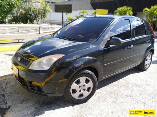 Imagen 2 de 9 de Ford Fiesta Max-automático