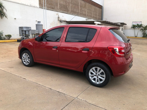 Imagem 4 de 9 de Renault Sandero Authentique 1.0 Vermelho 2018