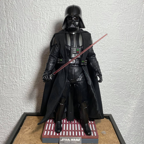 Darth Vader A New Hope Star Wars 1/6 Hot Toys