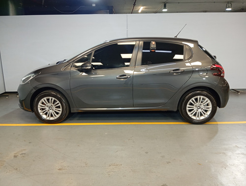 Peugeot 208 1.6 Allure