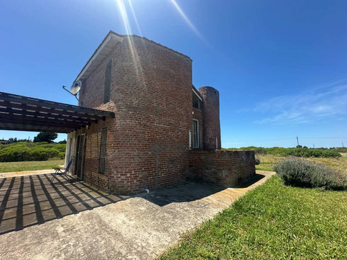 Venta Casa 3 Ambientes En Marquesado