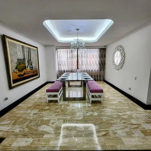 Apartamento En Venta En Los Balsos. Cod V12228