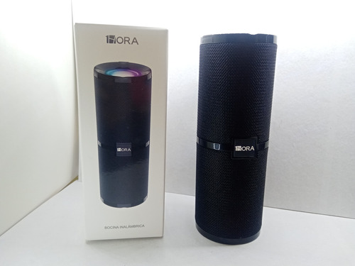 Bocina Inalámbrica Bluetooth 5.1 Fm Micro Sd Luz Rgb Tipo C Negro