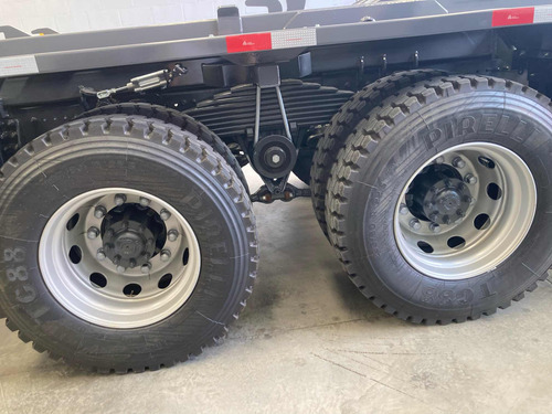 Vm 290 6x4 2025 Caminhao Rolon Grimald 2025