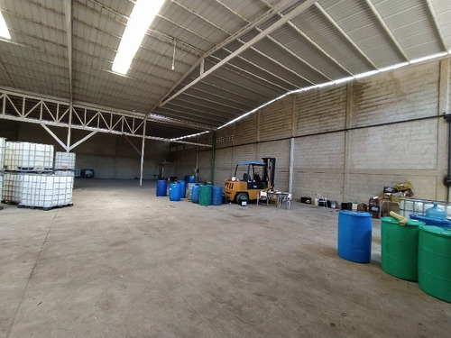 Imagen 4 de 14 de Belkliag/ Vendo Galpon 400m En Vigirima Guacara (mmonast)