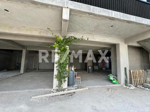 Se Vende Casa Con Gran Terreno En Santa Rosa De Jauregui