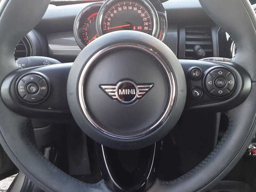 Mini Cooper 1.6 16v 2p