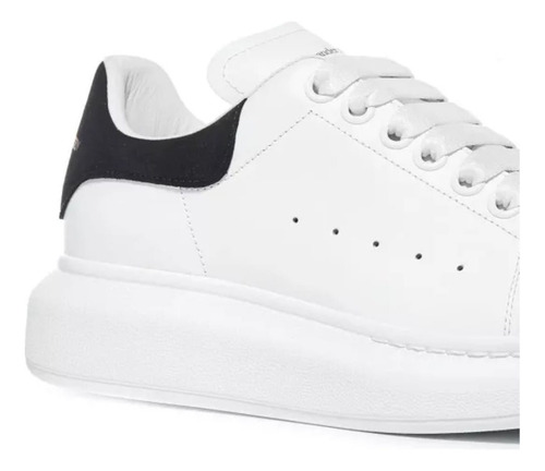 Tenis Alexander Mcqueen Talón Negro Clásico Oversized