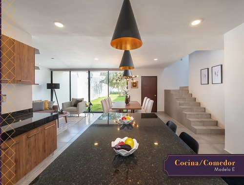 Casa En Privada Con Casa Club Y Amenidades. Palta 152 Mod. E