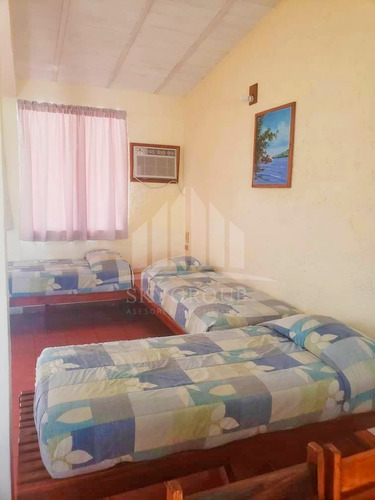 Imagen 14 de 19 de Yohandys Vende Hotel En Chichiriviche Estado Falcon