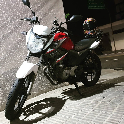 Imagem 1 de 7 de Yamaha Fazer