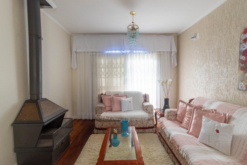 Casa Em Partenon Com 3 Dormitórios - Ot6831