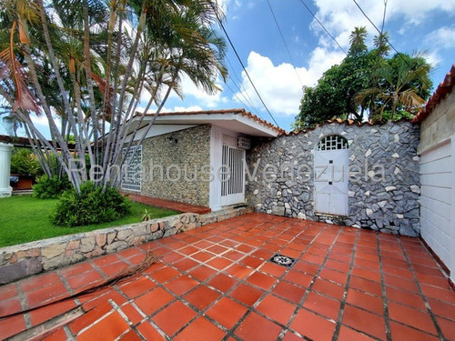 Amplia Y Confortable Casa En Venta Urb. Fundación Mendoza, Maracay 25-6542 Hc