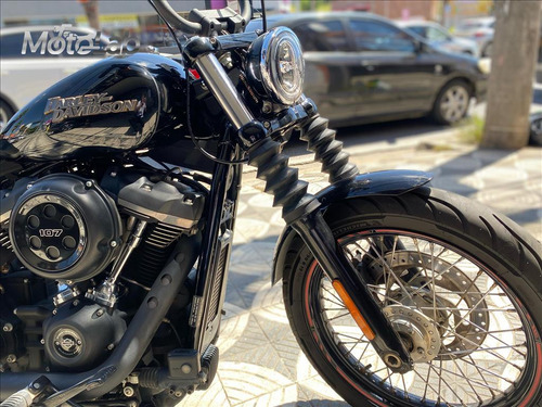 Harley-davidson Softail Street Bob