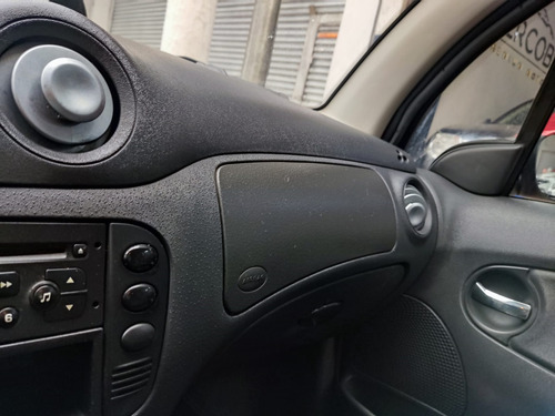 Citroën C3 1.6 I XTR 16V FLEX 4P MANUAL