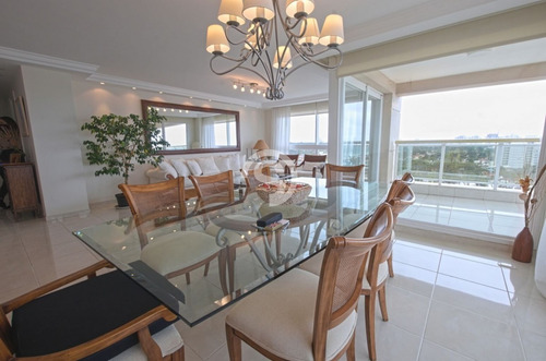 Apartamento En Alquiler - Mansa- Ref: 3989