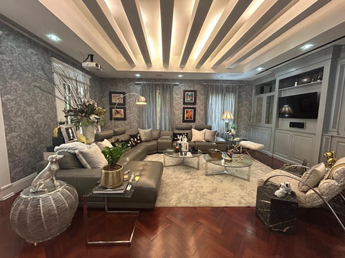 Casa En Venta En El Sector De Cuesta Hermosa Ii