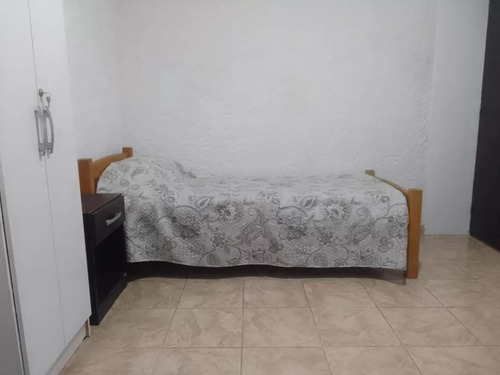Habitación Individual O Compartida, Residencia, Pensión Alojamiento Para Varones Que Estudian O Trabajan.