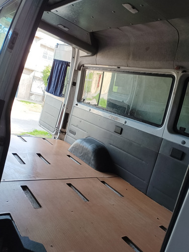 Mercedes-Benz Sprinter Minibus