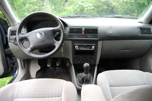 Volkswagen Golf 1.6 Format 2001