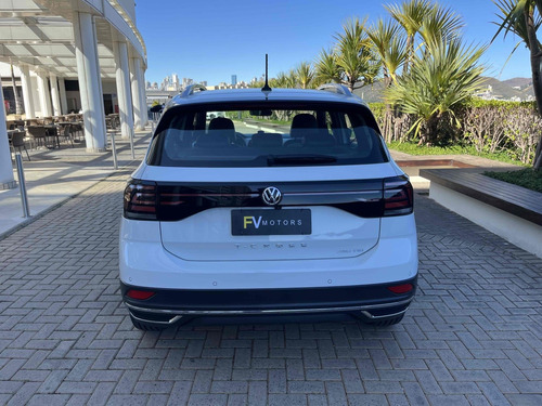 Volkswagen T-Cross 1.4 250 TSI TOTAL FLEX HIGHLINE AUTOMÁTICO