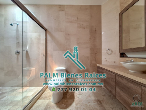 Casa Sola Con Alberca En Fraccionamiento Con Acceso Controlado, 4 Recámaras, 4.5 Baños, 3 Estacionamientos, Xochitepec, Morelos