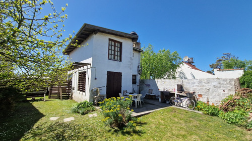 Casa En Venta 3 Ambientes En Santa Clara Del Mar Estilo Cabaña